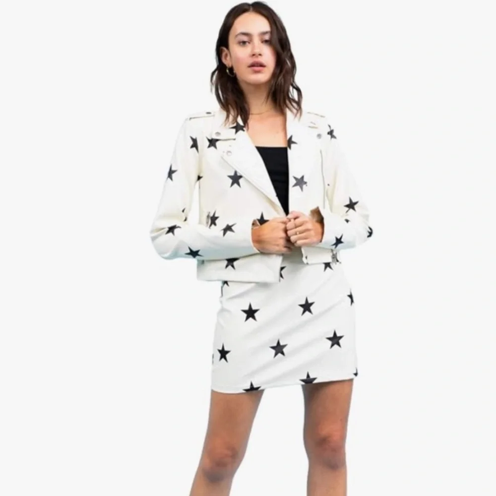 NWOT - Le Lis - Faux Leather Star Pattern White Biker Style Jacket - Picture 2 of 7